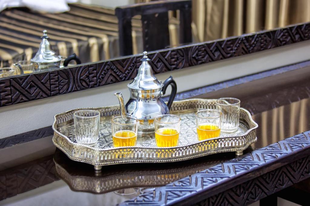 Hotel Azoul ورزازات الغرفة الصورة